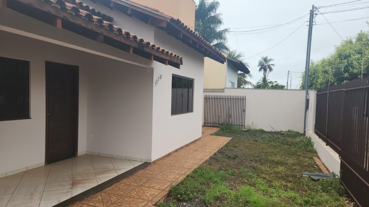 Foto 2 de Casa no Jardim Tanaka