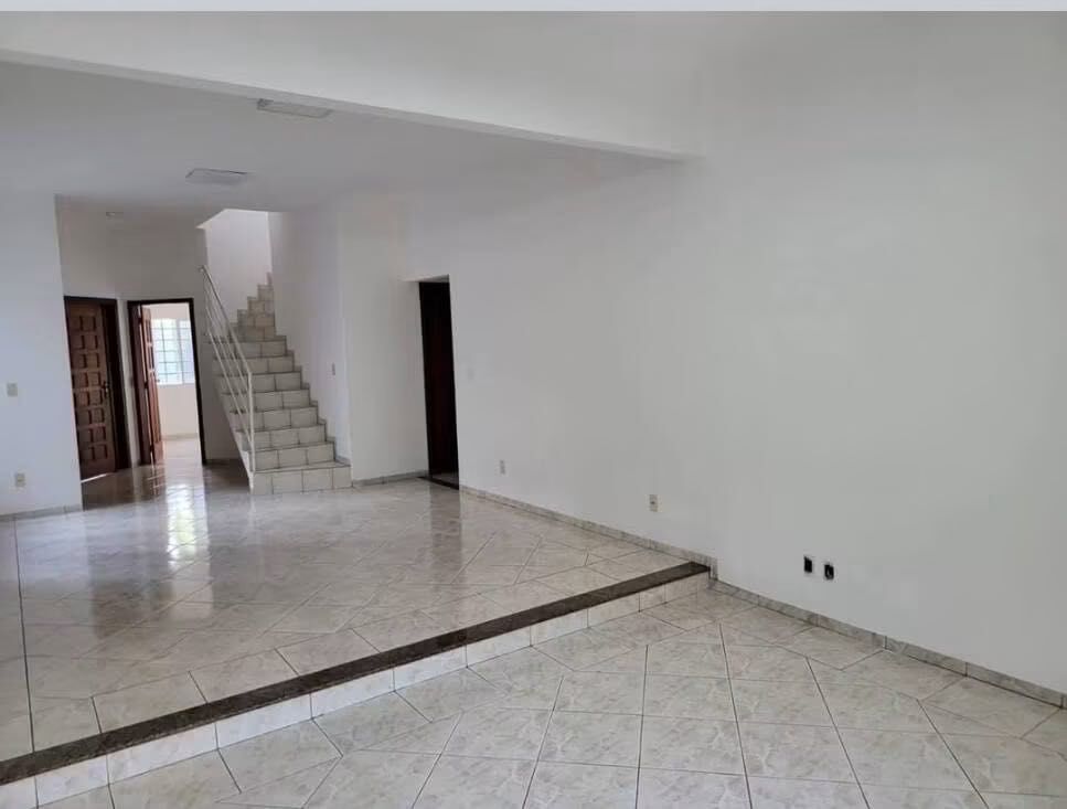 Foto 4 de Casa no Jardim Rio Preto