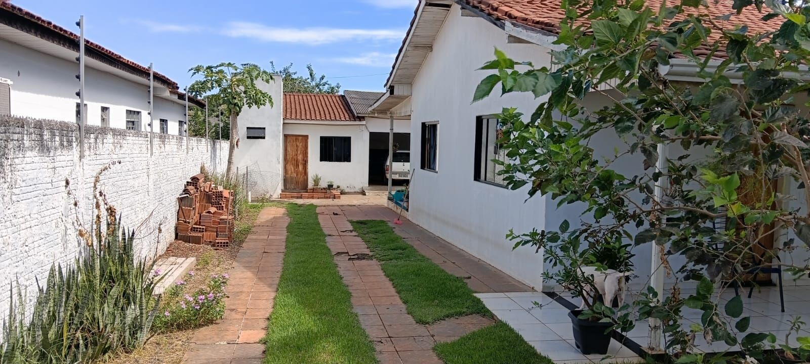 Foto 1 de Casa no Jardim Tangará II