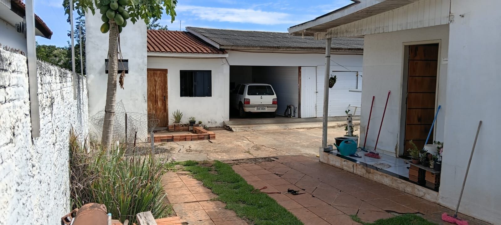 Foto 3 de Casa no Jardim Tangará II