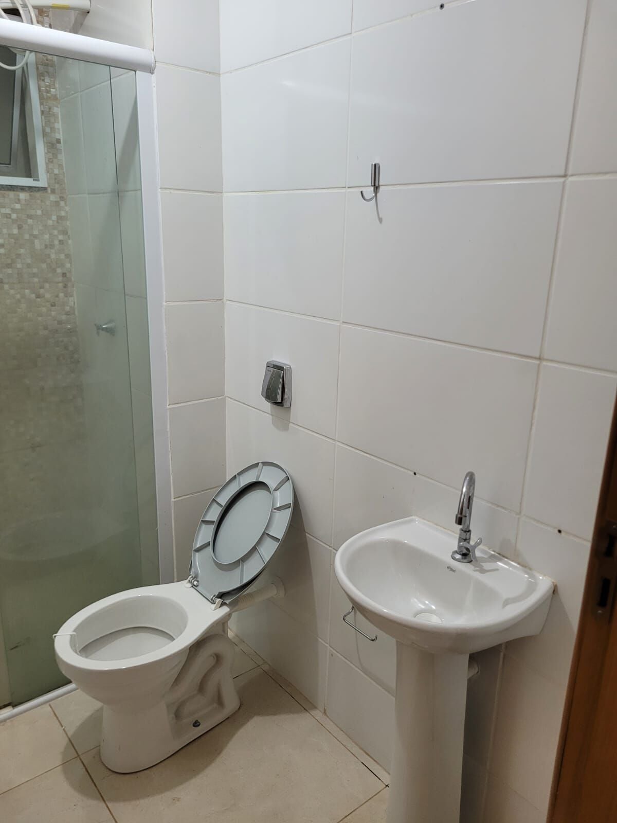 Foto 4 de Apartamento no Condominio Zurick