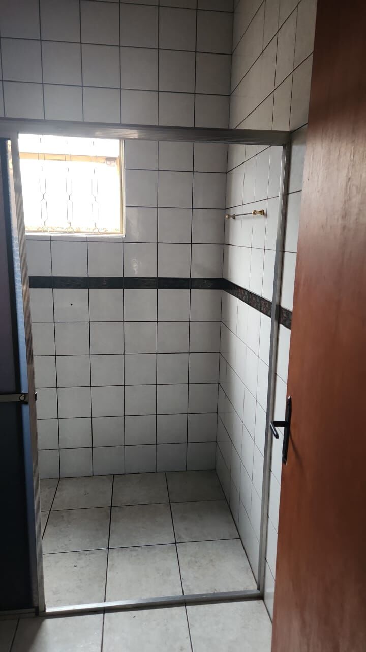 Foto 7 de Casa no Jardim Califórnia