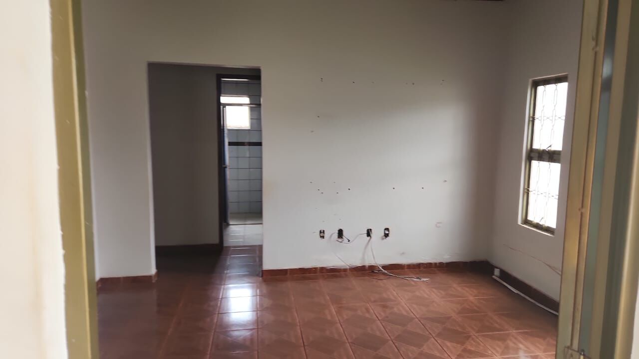Foto 10 de Casa no Jardim Califórnia